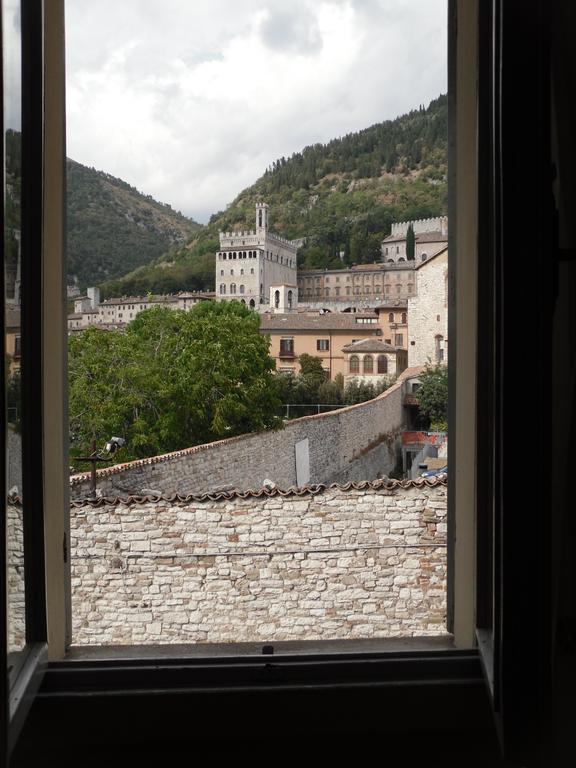 Hotel Alla Casella Gubbio Exteriör bild