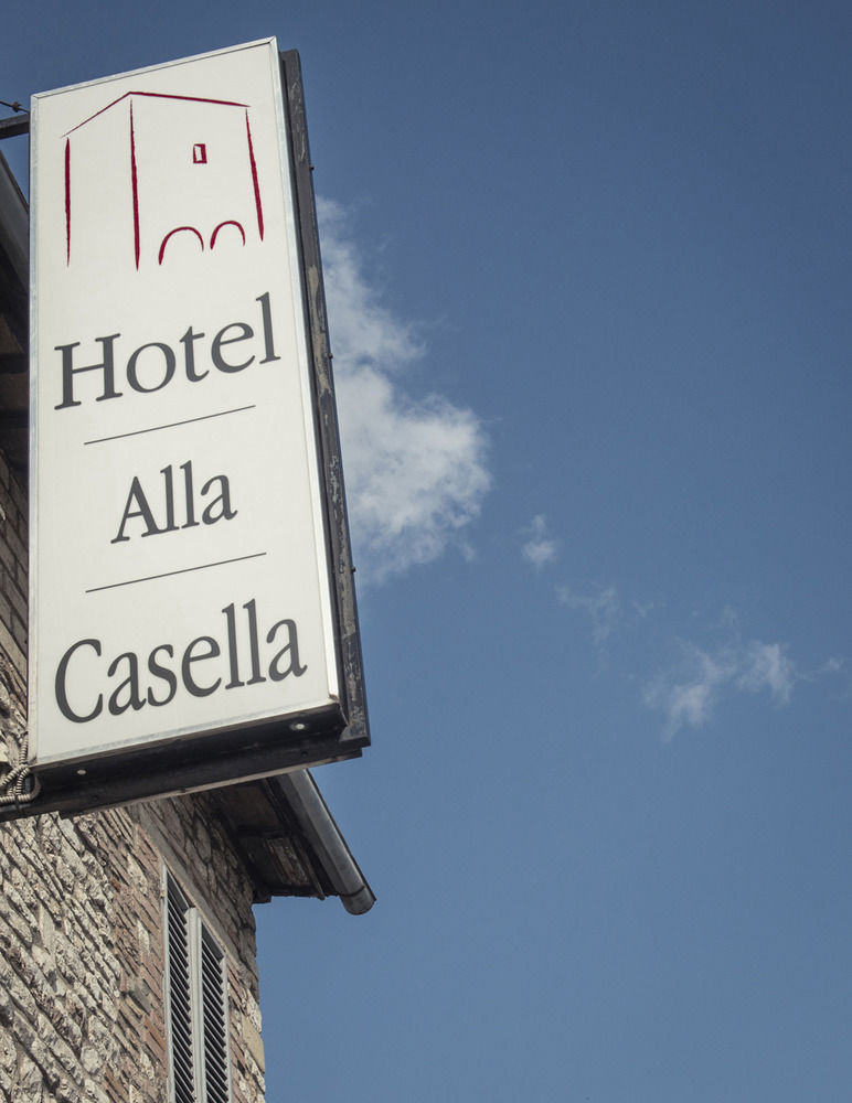 Hotel Alla Casella Gubbio Exteriör bild